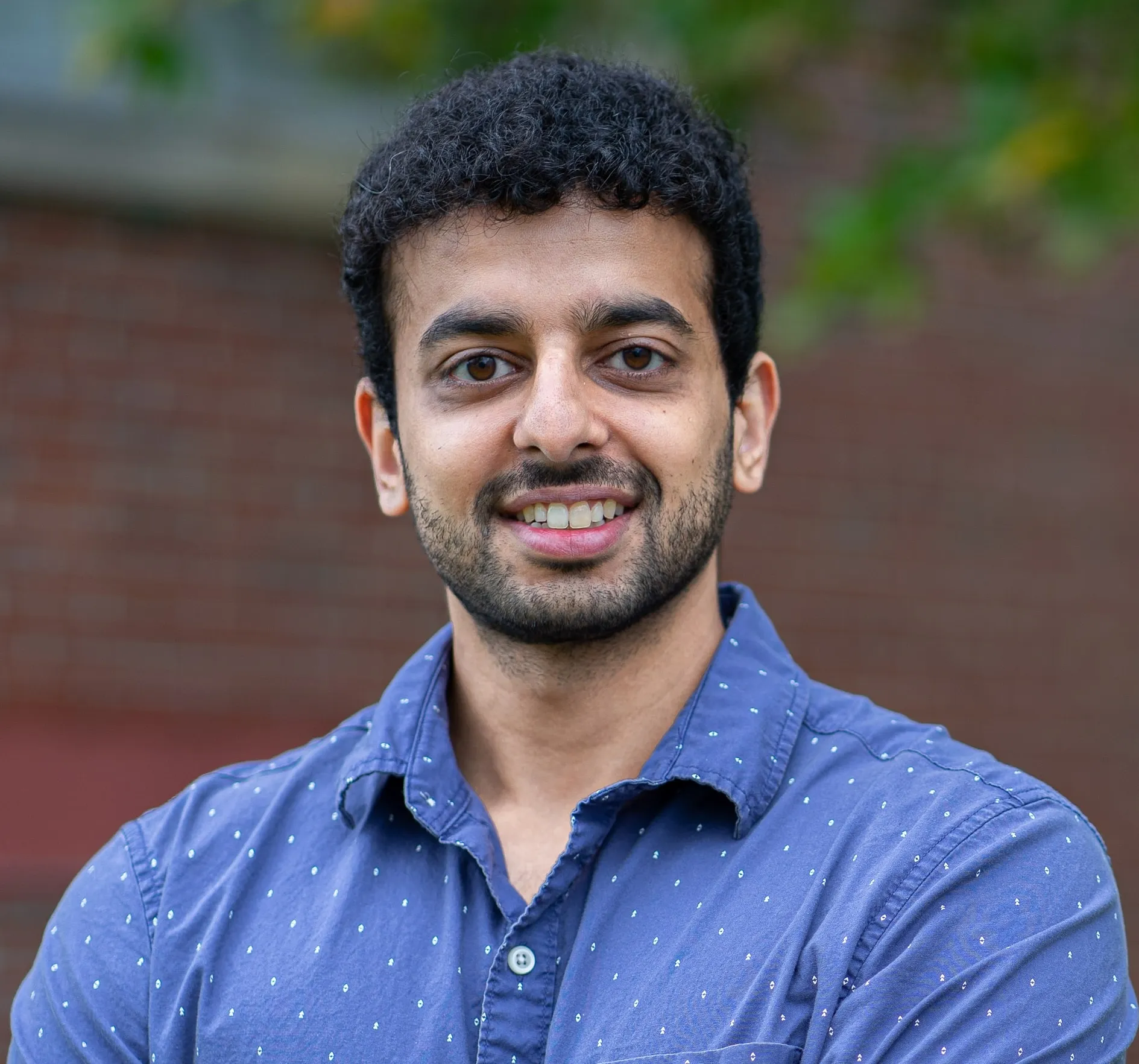 Portrait of Mohit Iyyer