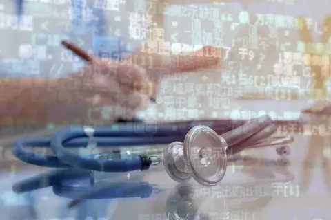 Chinese text overlaid on doctor stethoscope 